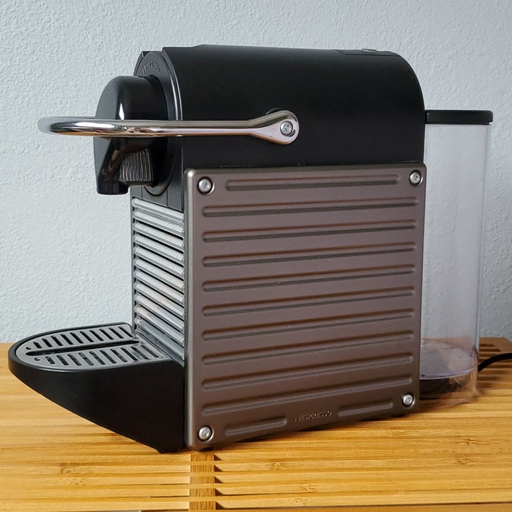 Nespresso Pixie Espresso Machine